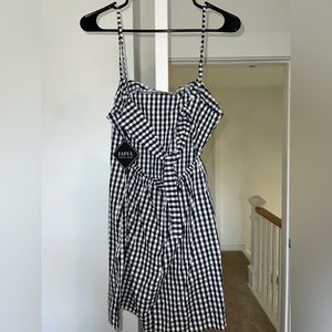 Adorable summer dress!